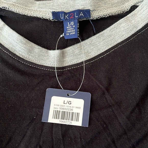 Black and grey mid sleeve baseball tee with front pocket - Picture 4 of 4